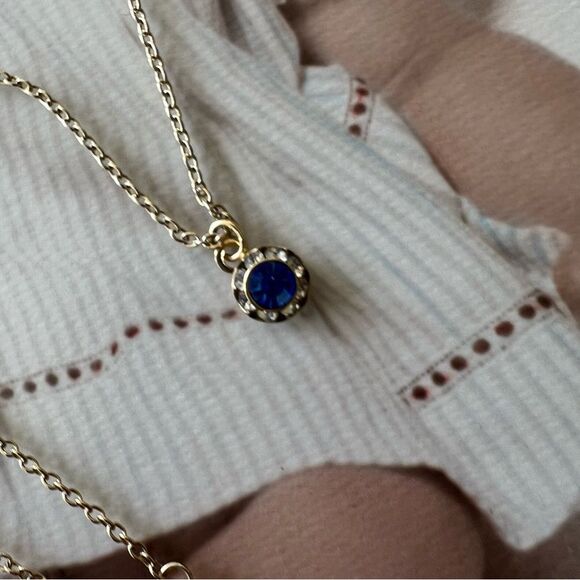 Vintage Child’s March Birthstone Aquamarine Blue & Clear Rinestone Necklace - Picture 4 of 7